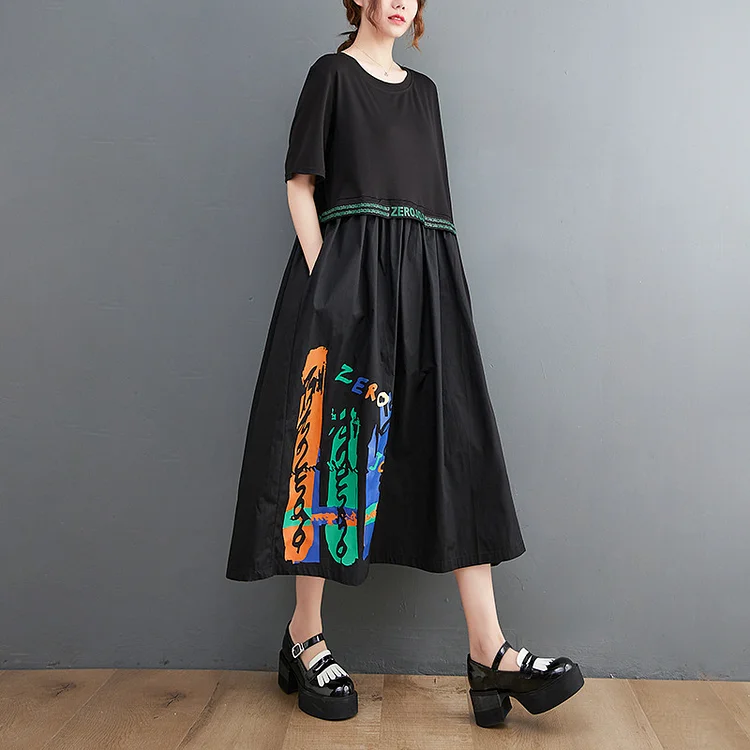Vintage Print Short Sleeve Black Midi Dress