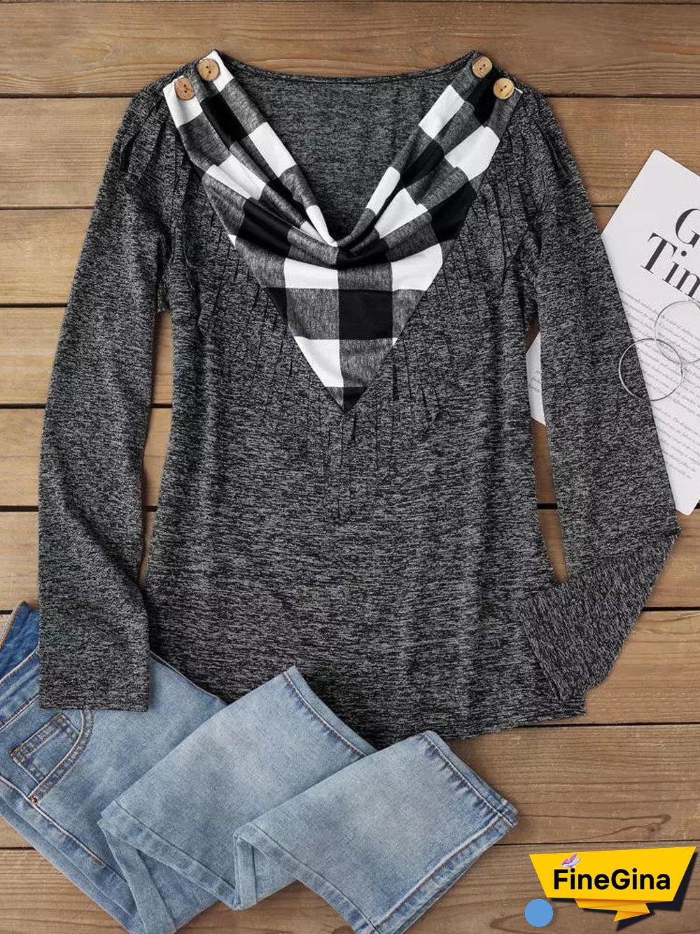 Women's Long Sleeve V-neck Graphic Colorblock Top