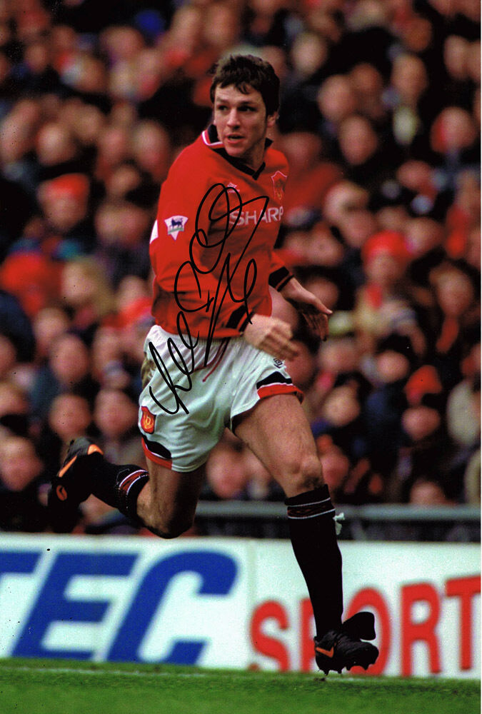 Lee Sharpe HAND SIGNED Manchester United 12x8 Photo Poster painting AFTAL COA MUFC