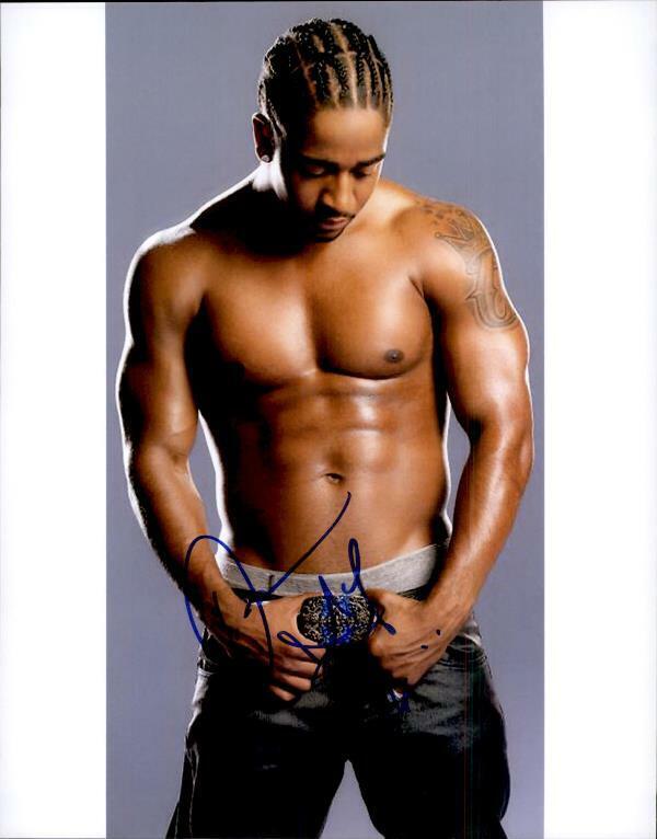 Omarion authentic signed RAPPER 8x10 Photo Poster painting W/ Certificate Autographed (27-b)