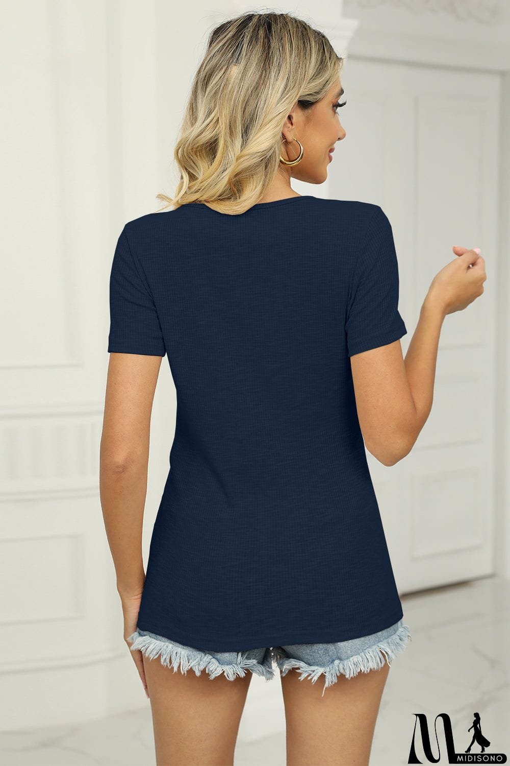 MidiSono - Twisted V-Neck T-Shirt