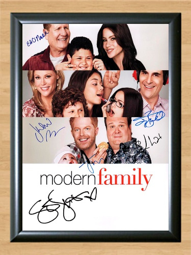 Modern Family Cast Signed Autographed Photo Poster painting Poster A4 8.3x11.7