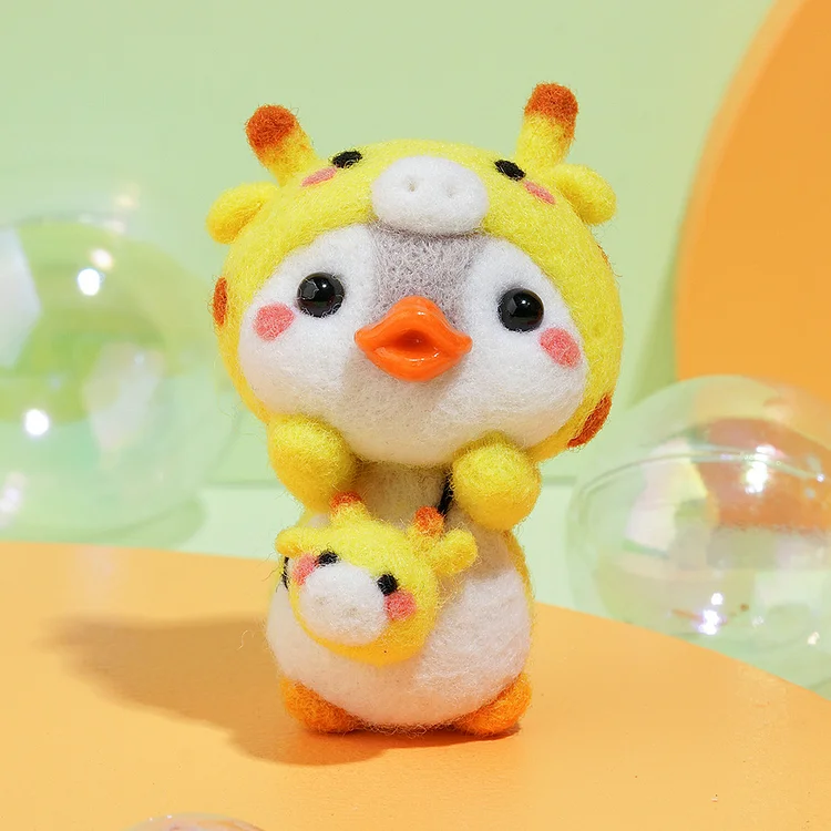 FeltingJoy - Beaky Penguin Needle Felting Kit - Giraffe