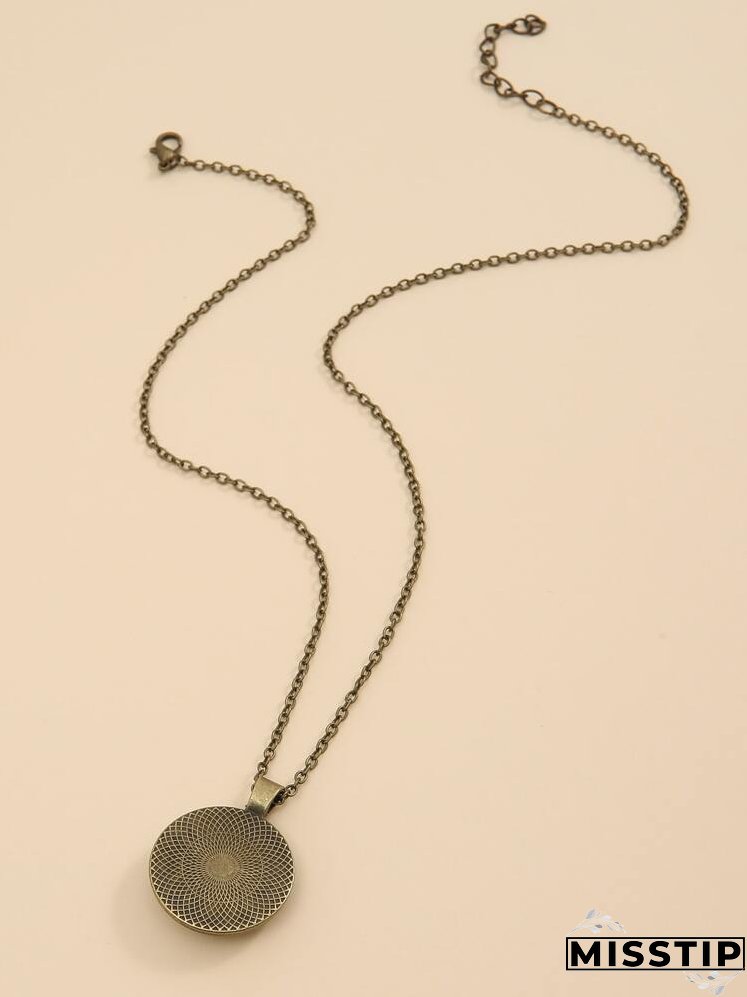 Flower Print Round Pendant Necklace