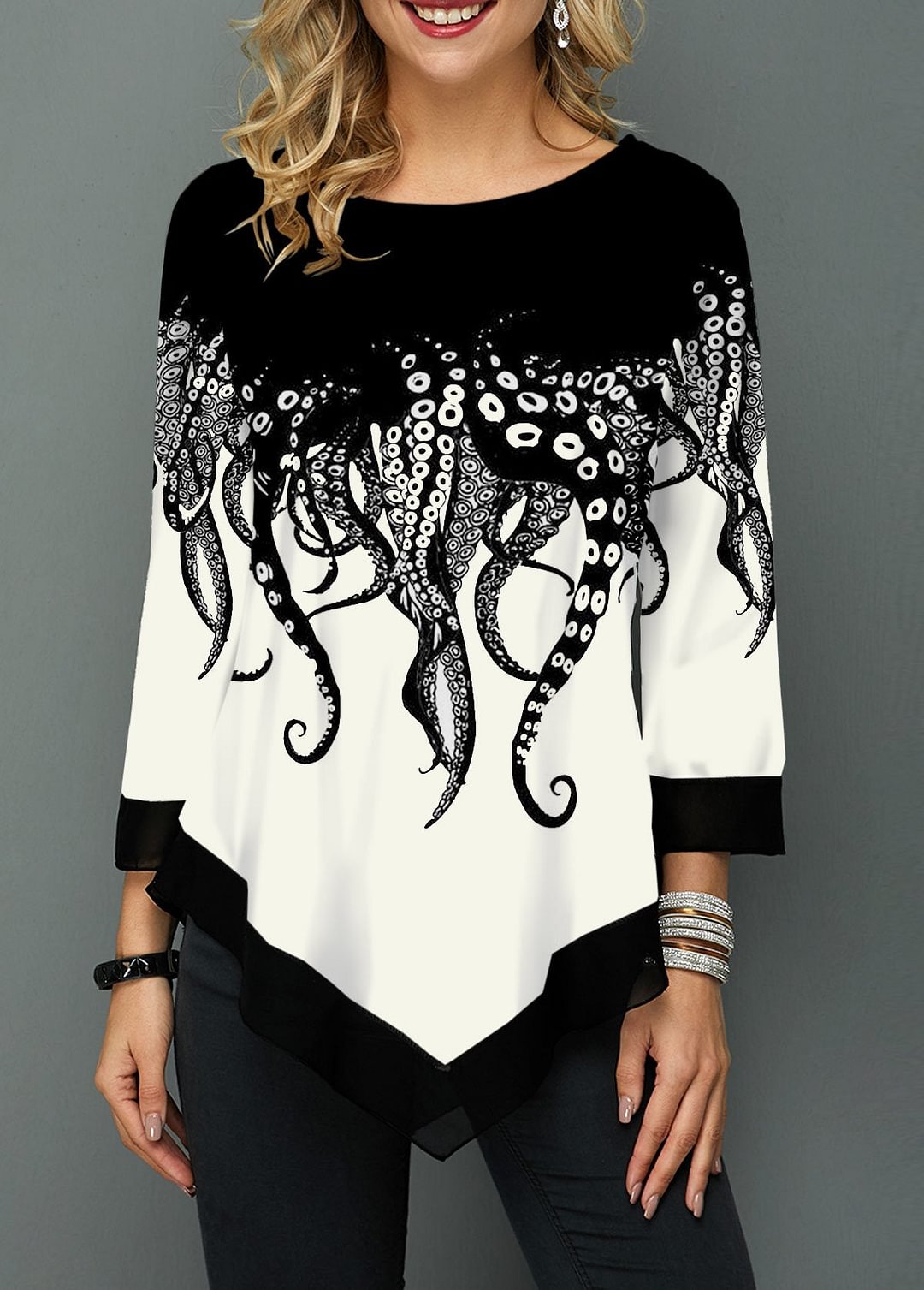 Printed stitching cropped sleeve T-shirt