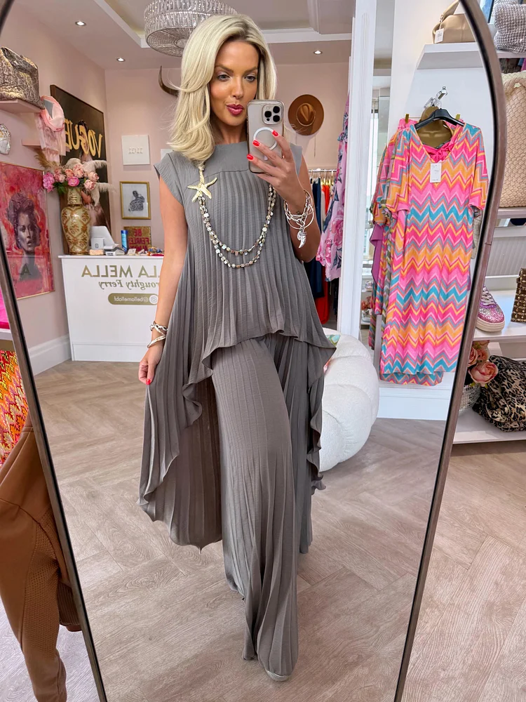 🔥Laney Pleated Short Sleeve Irregular Midi Top and Elastic Waist Wide Leg Pants Set✨ 