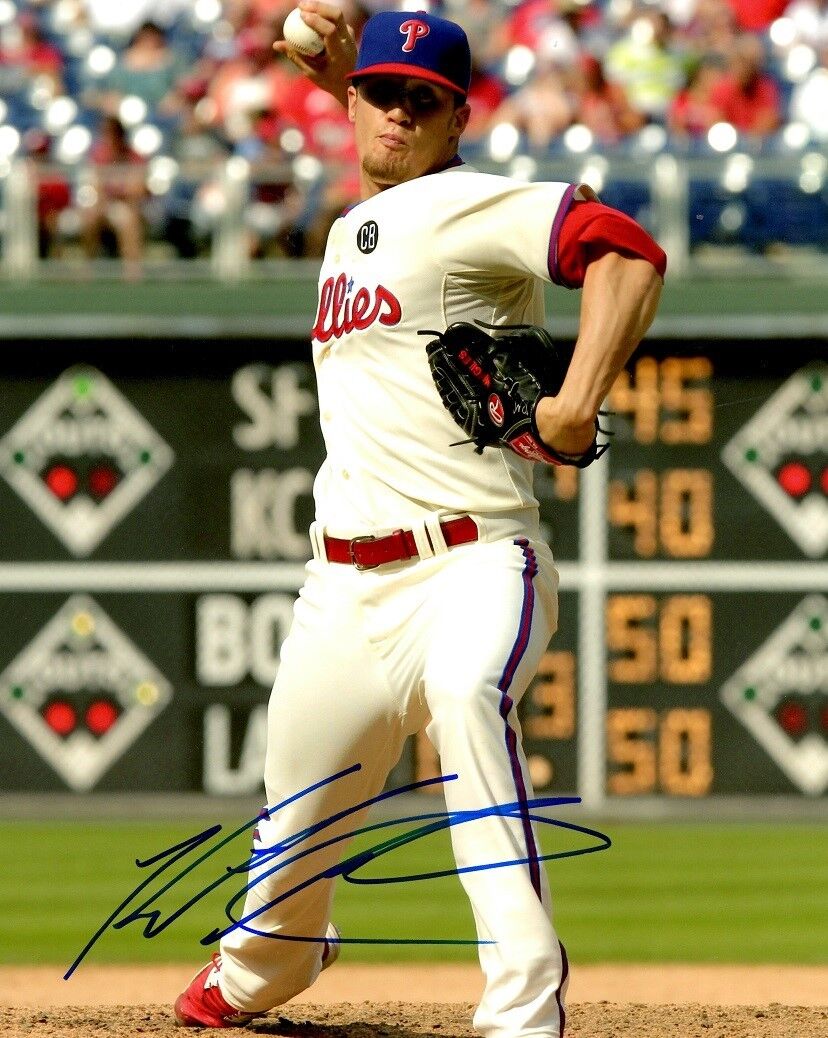 Signed 8x10 KEN GILES Philadelphia Phillies Autographed Photo Poster painting - COA