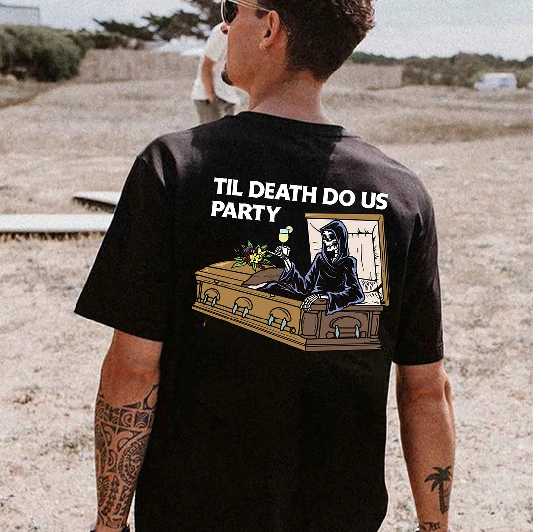TIL DEATH DO US PARTY Skull in the Box Black Print T-shirt