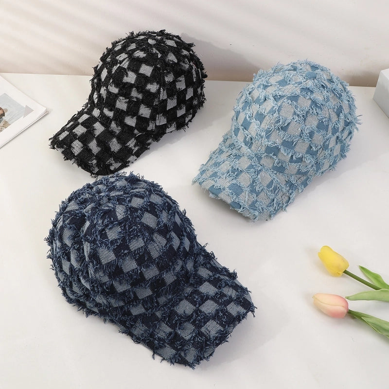 Women's Casual Vintage Style Commute Checkerboard Raw Hem Curved Eaves Baseball Cap