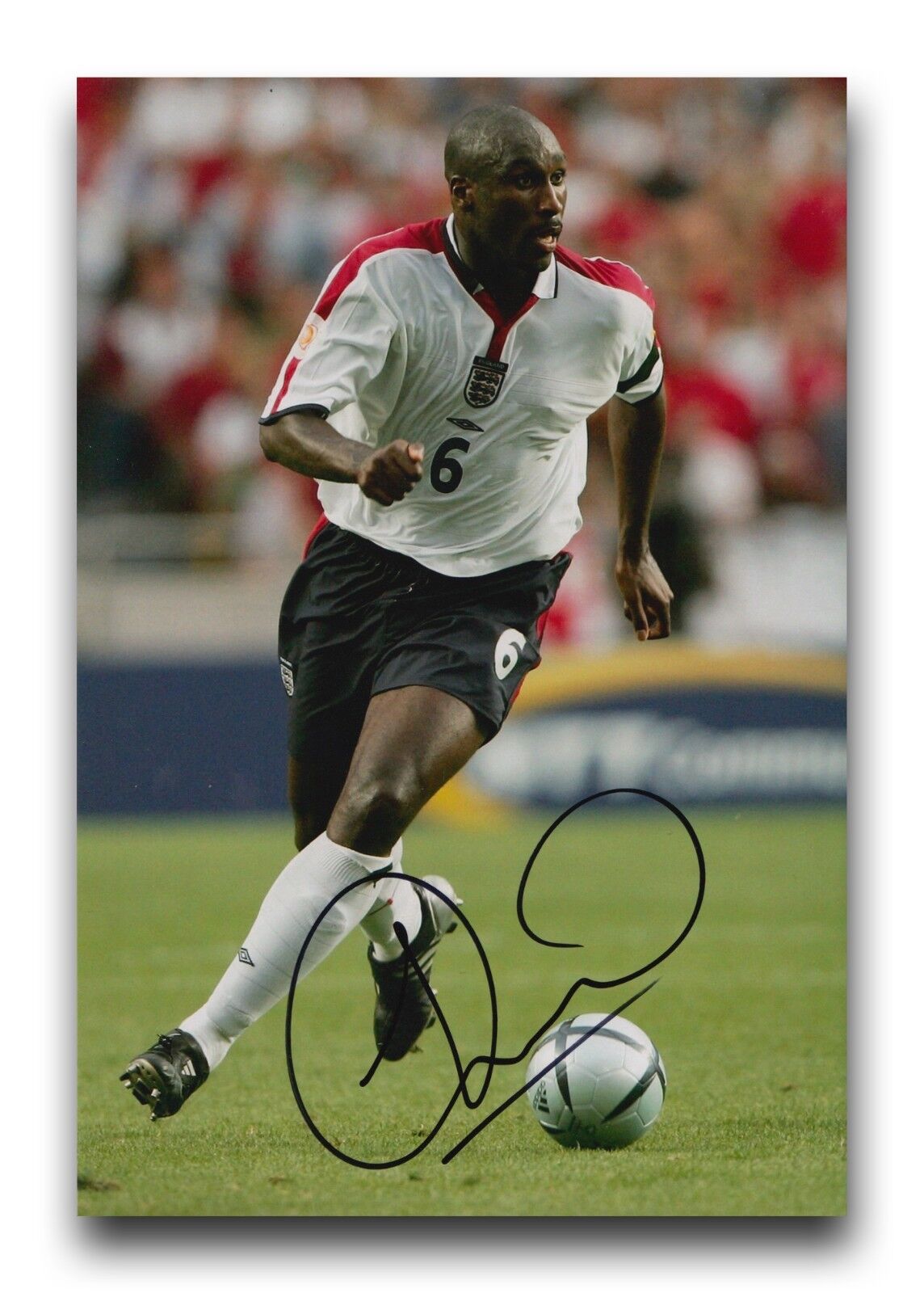 ENGLAND HAND SIGNED SOL CAMPBELL 12X8 Photo Poster painting 2.