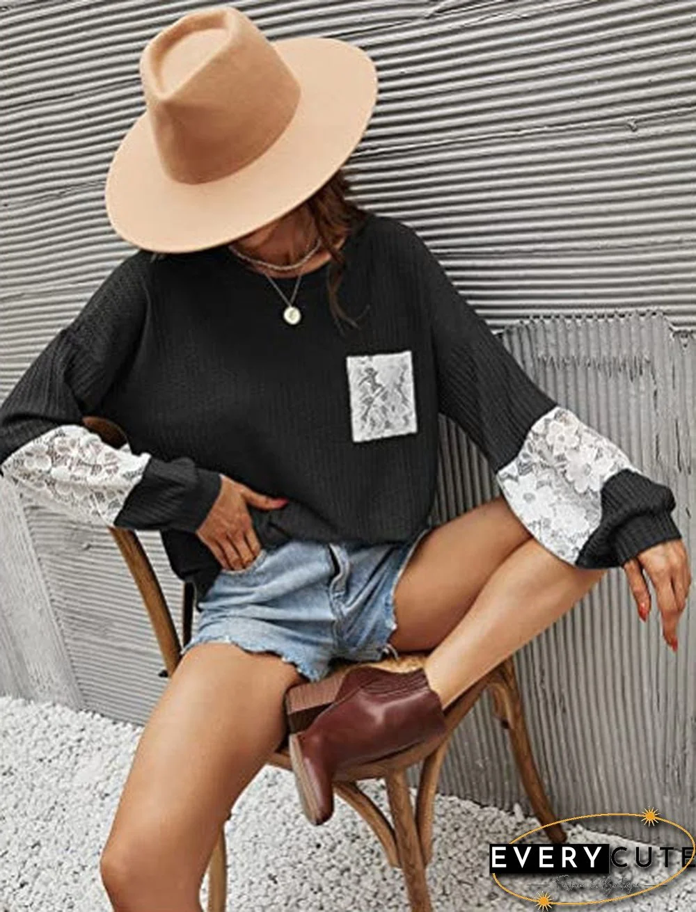 Casual Lace Pocket Round Neck Sweatshirt