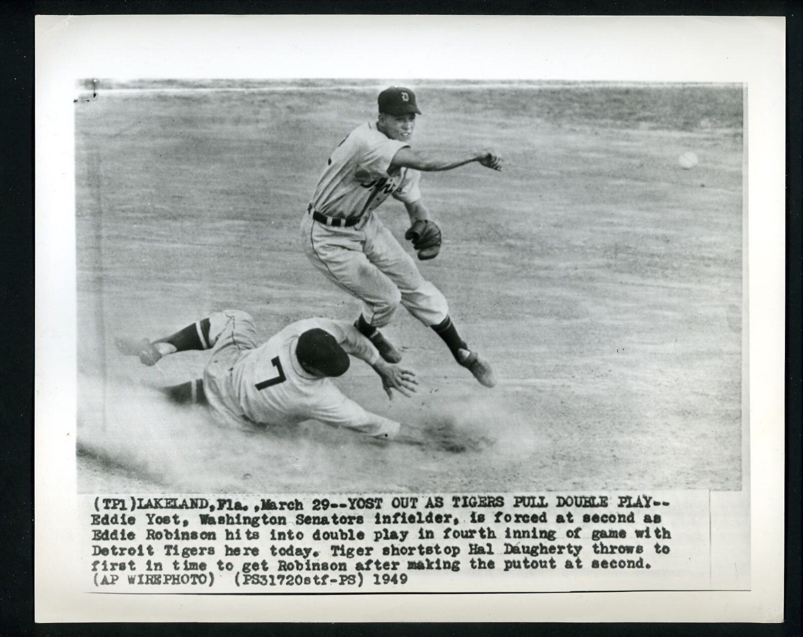 Hal Daugherty & Eddie Yost 1949 Press Wire Photo Poster painting Detroit Tigers Senators