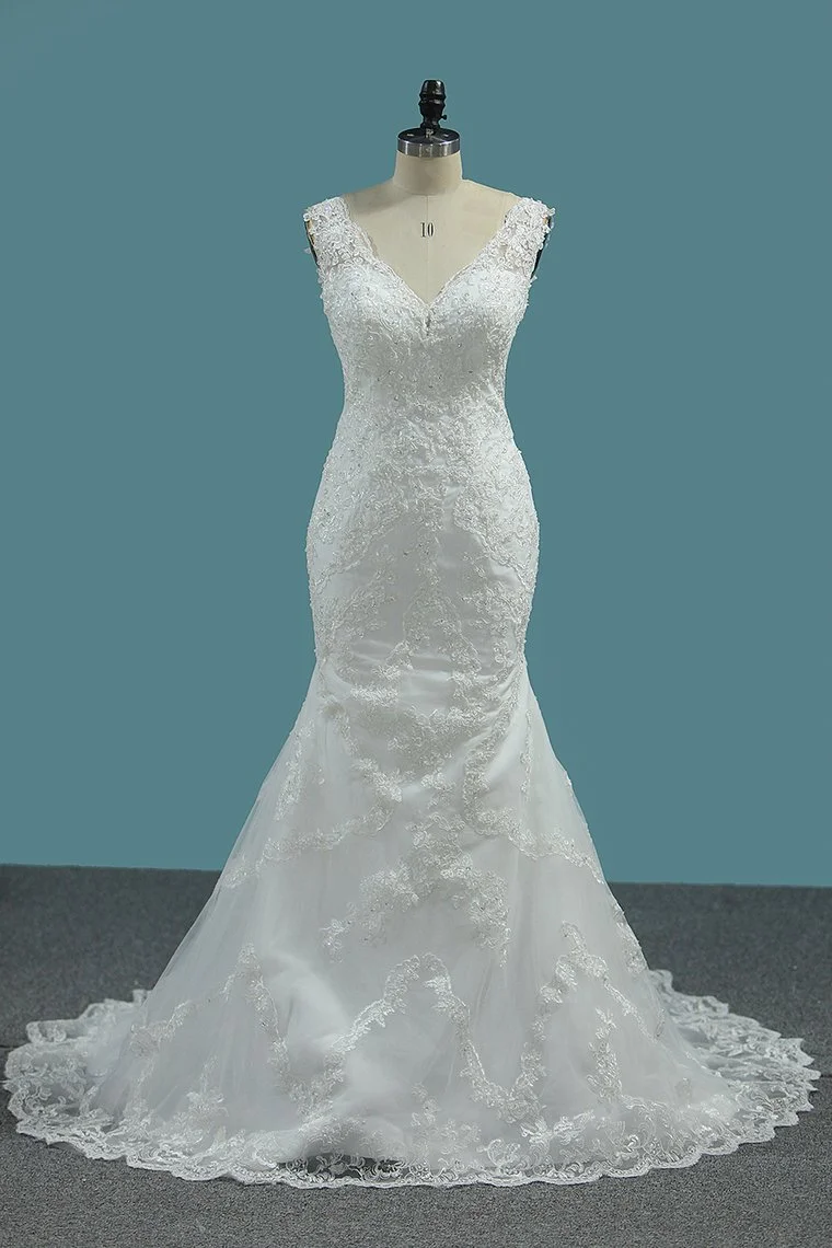 Wide Straps V-neck Floor-length Mermaid Wedding Dress With Appliques Lace