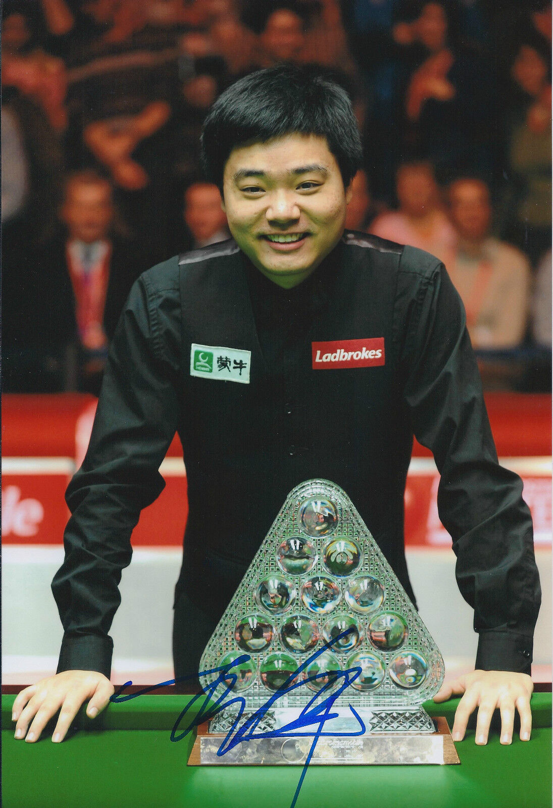 Ding JUNHUI 丁俊晖 AUTOGRAPH 12x8 Signed Photo Poster painting AFTAL COA SNOOKER 2011 Masters Champ