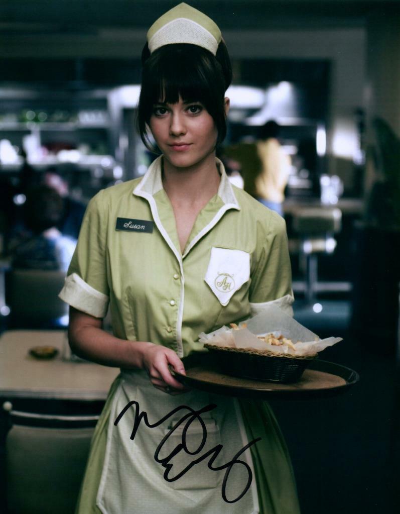 Mary Elizabeth Winstead Signed 8x10 Photo Poster painting Autographed Picture plus COA