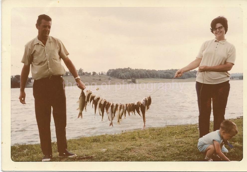 Fish Couple FOUND Photo Poster painting Color WOMAN MAN Original Snapshot VINTAGE 04 24 V