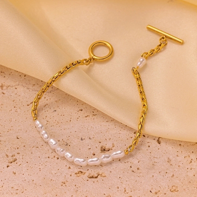 An Elegant 18K Real Gold Stainless Steel Freshwater Pearl Bracelet Is Suitable For Women's Daily Wear