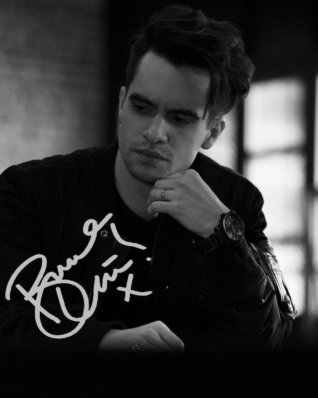 Brendon Urie - Panic At The Disco Autograph Signed Photo Poster painting Print