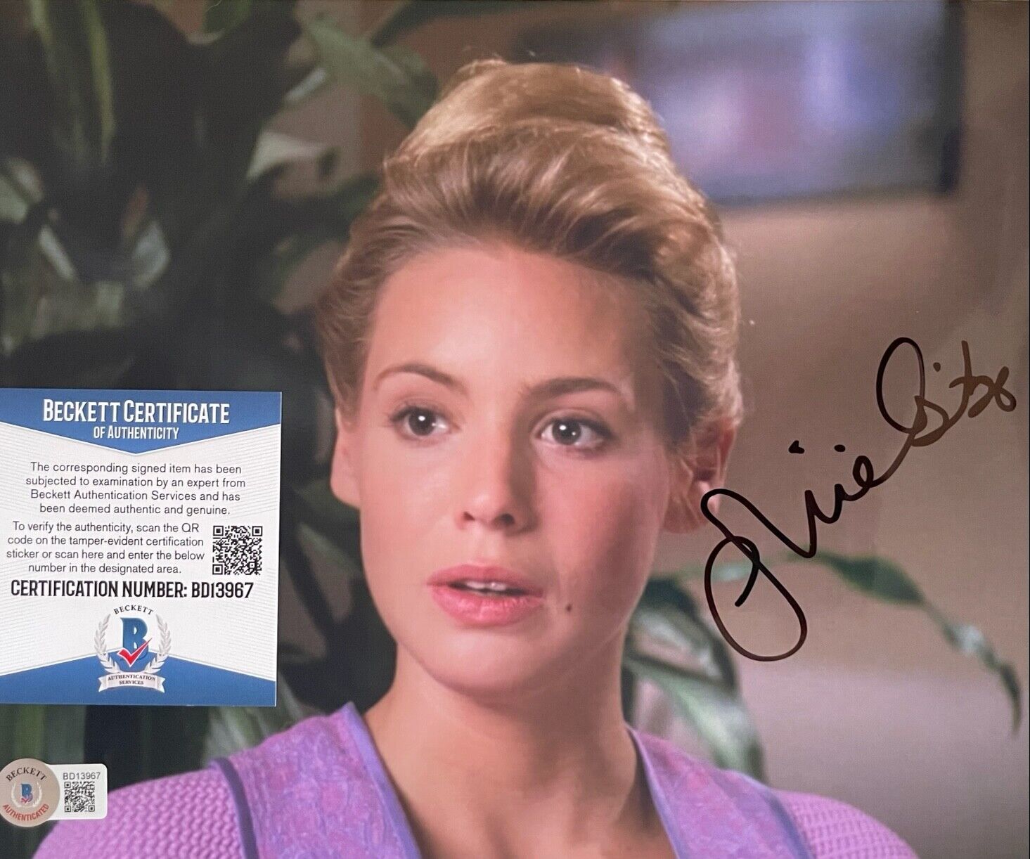 Olivia d'Abo STAR TREK Original Signed 8X10 Photo Poster painting w/Becket COA