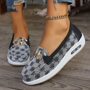 Yyvonne Large-Size Casual Single-Shoe Women Round Head Flat-Bottomed Metallic Buckle Fashion Single-Shoe Women