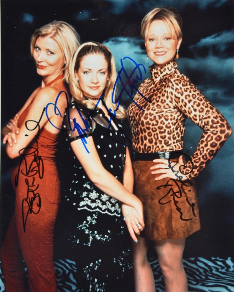 SABRINA the TEENAGE WITCH cast x3 Melissa Joan Hart, Caroline Rhea, Beth Broderick 8X10 signed color Photo Poster painting wcoa