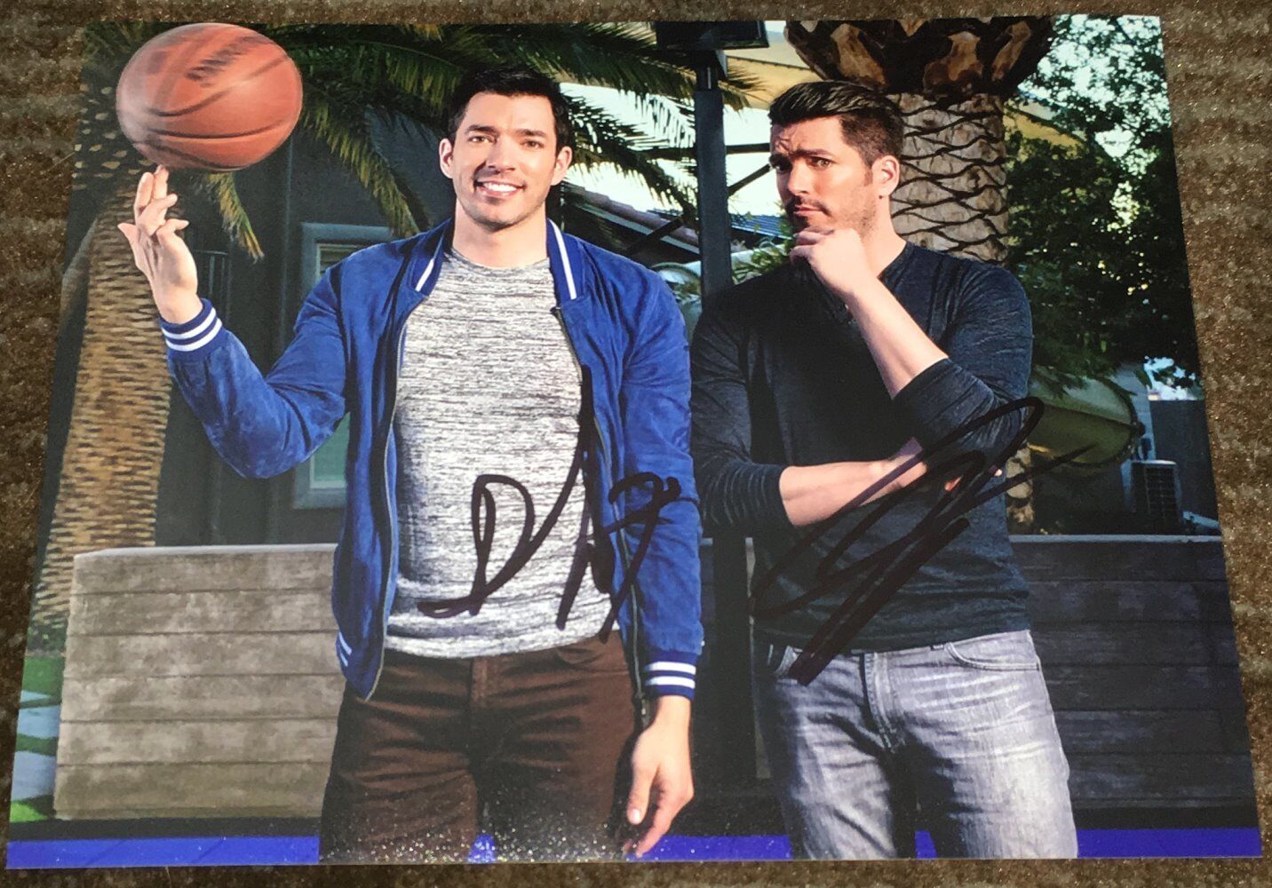 JONATHAN & DREW SCOTT SIGNED HGTV PROPERTY BROTHERS 8x10 Photo Poster painting C w/EXACT PROOF