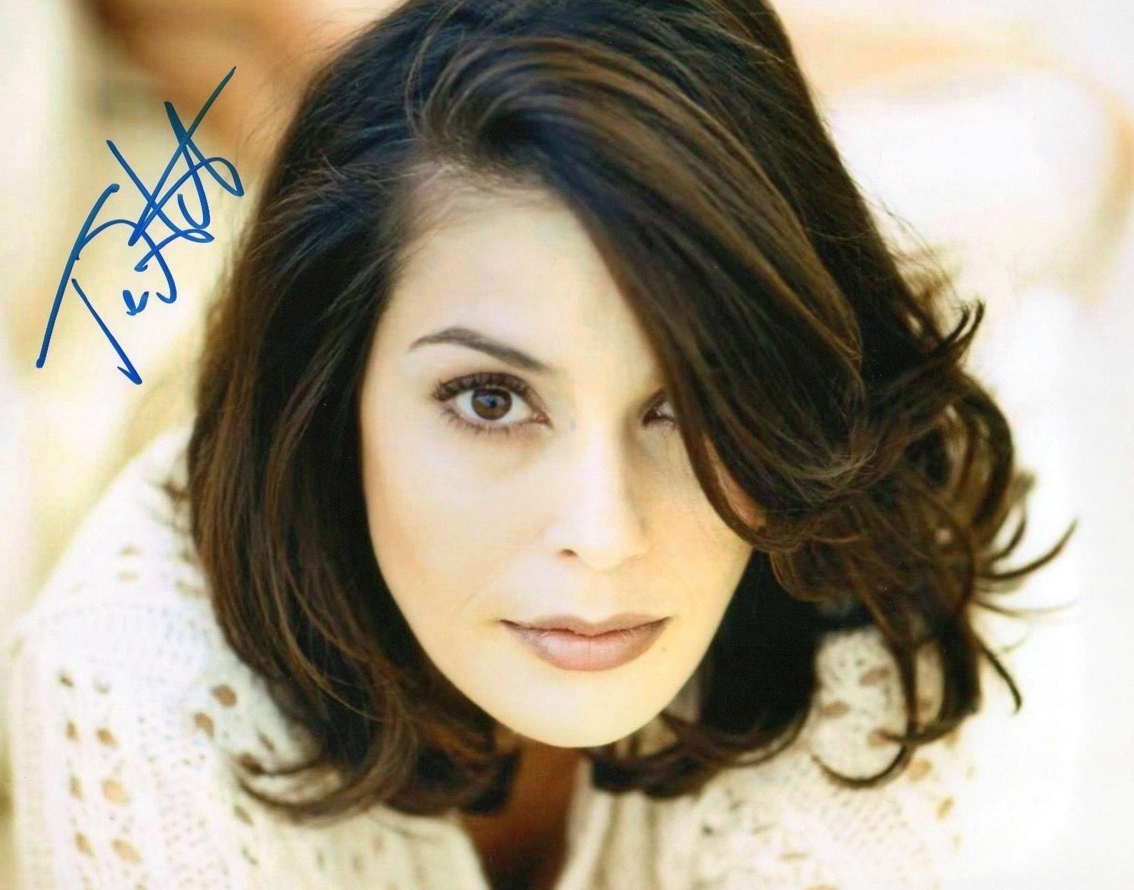 TERI HATCHER AUTOGRAPHED SIGNED A4 PP POSTER Photo Poster painting PRINT 2