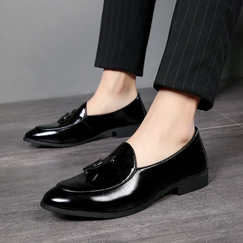 Zero more Designer Leather Shoes Men Luxury Moccasins Slip-on Loafers Men Tassel ltalian Breathable Flat Shoes