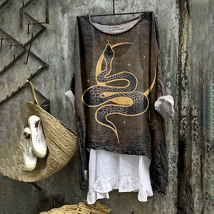 Vintage Classy Snake In Moonlight Art Linen Blend Tunic
