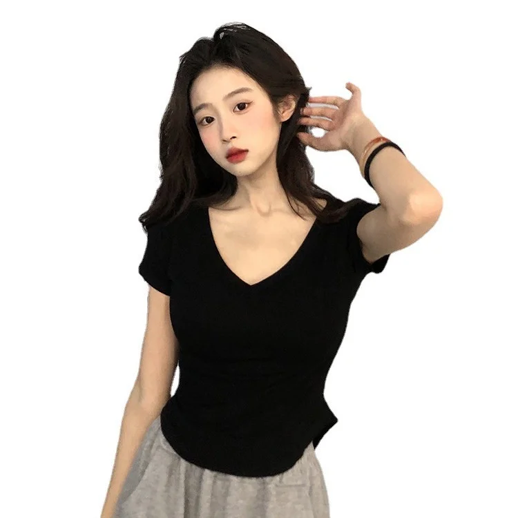 Uveng Uveng Desire Wind V Collar Short Sleeved T Shirt Female Summer 2024 New Slim Show Thin Hot Girl Short Irregular Bottom Top