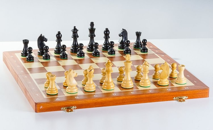 20" Tournament No 6 Chess Set with Ebonized 3 3/4" pieces