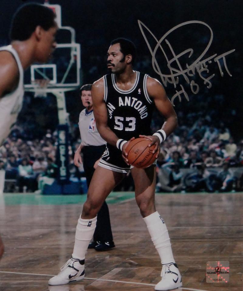 Artis Gilmore Signed Spurs 8x10 Looking to Pass Photo Poster painting W/HOF- Jersey Source Auth