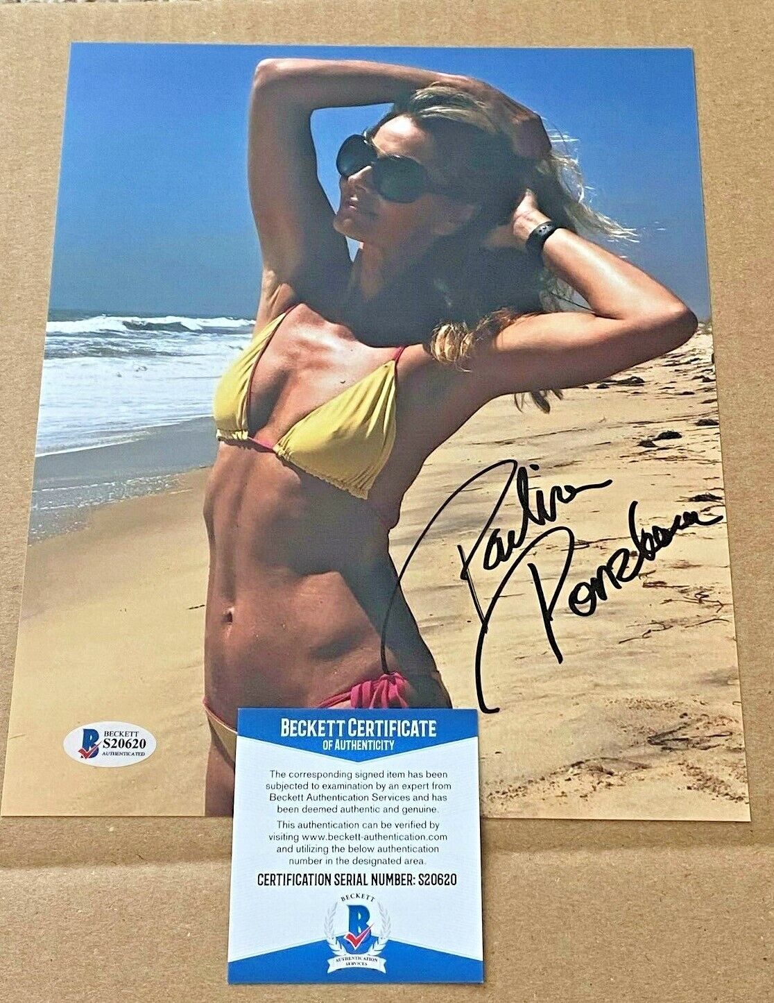 PAULINA PORIZKOVA SIGNED S.I. SWIMSUIT MODEL 8X10 Photo Poster painting BECKETT CERTIFIED