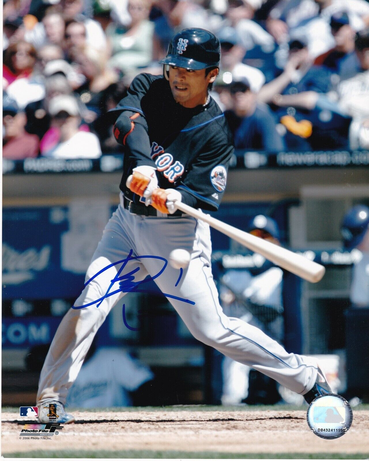 KAZ MATSUI NEW YORK METS ACTION SIGNED 8x10