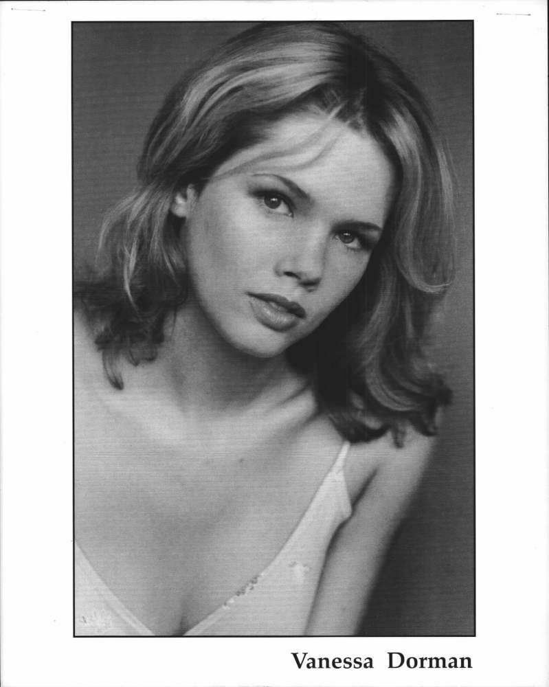 VANESSA DORMAN - 8x10 Headshot Photo Poster painting w/ Resume - Sunset Beach