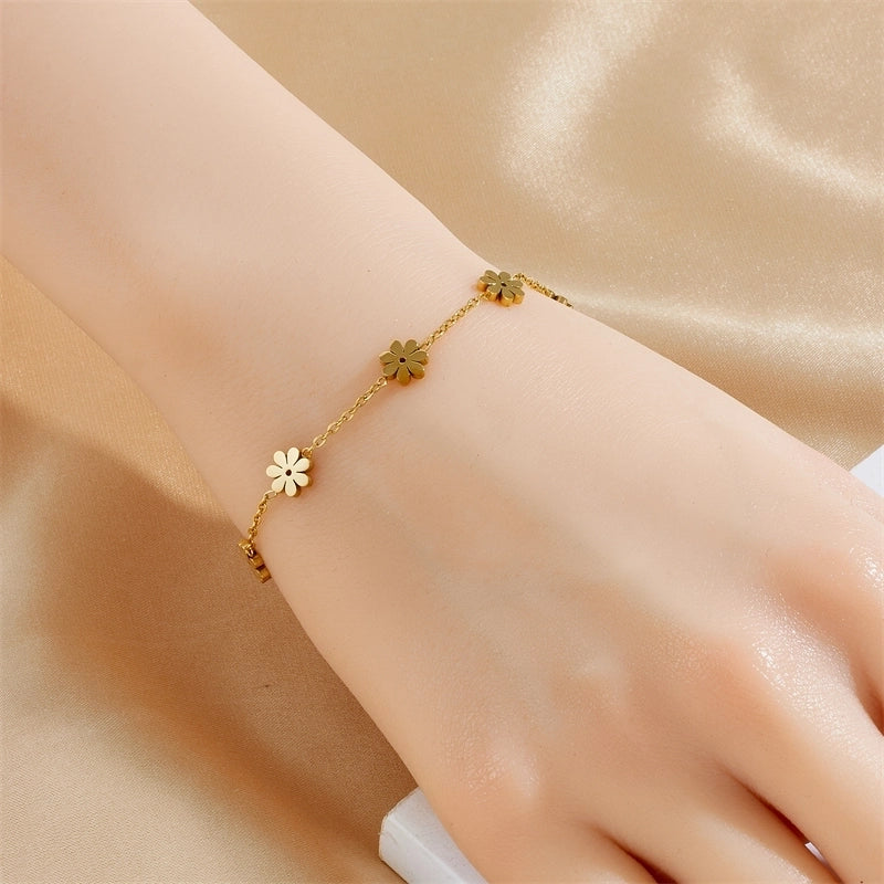 Basic Minimalist Classic Style Flower 304 Stainless Steel Bracelets In Bulk