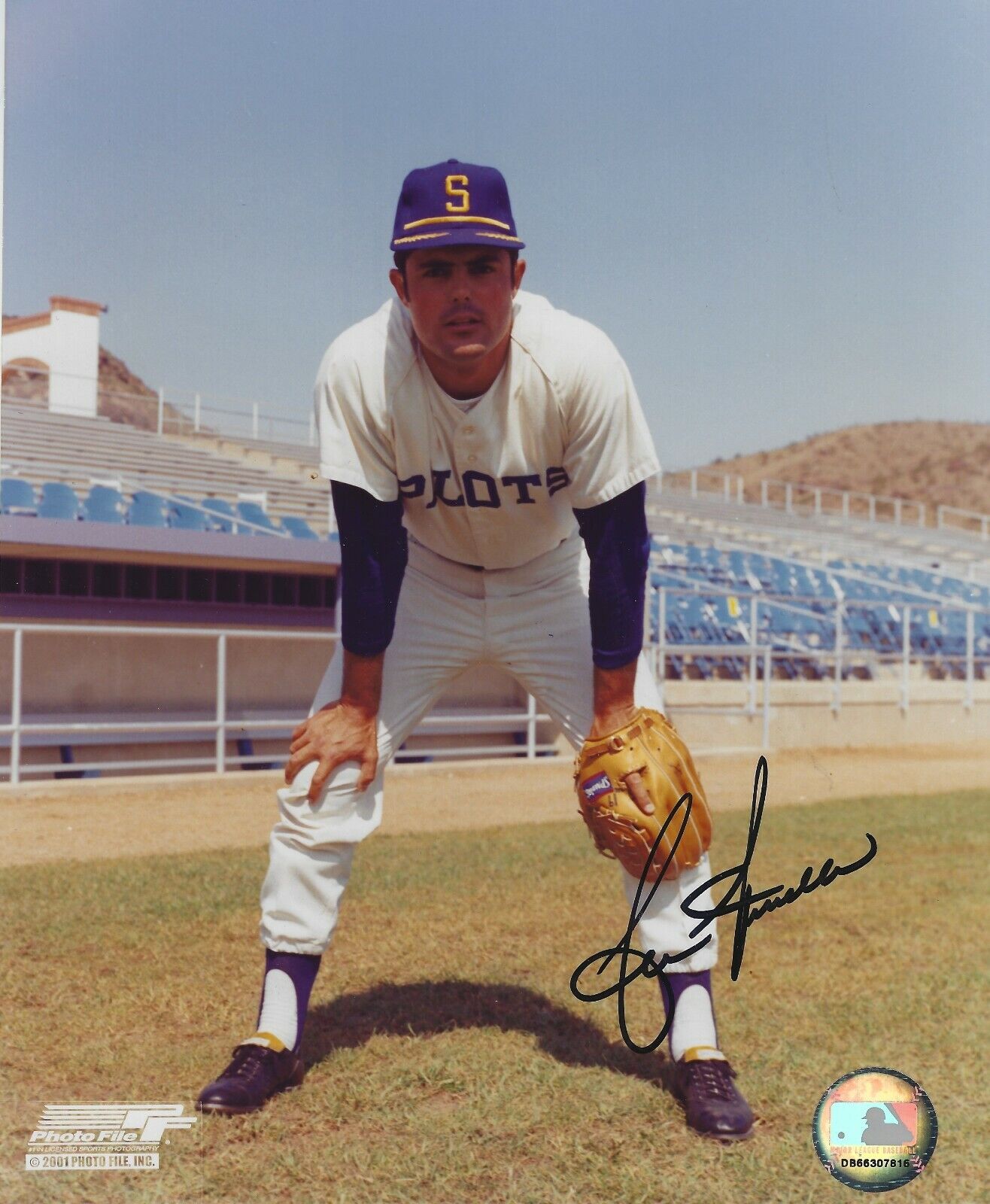 Signed 8x10 LOU PINIELLA Seattle Pilots Autographed Photo Poster painting COA