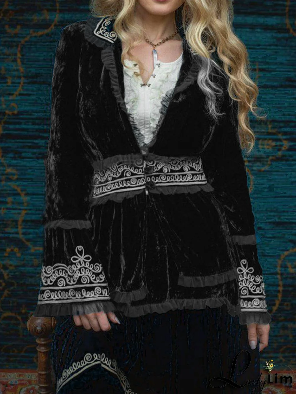 Retro Velvet Lapel Collar Lace Trim Flare Sleeve Coat