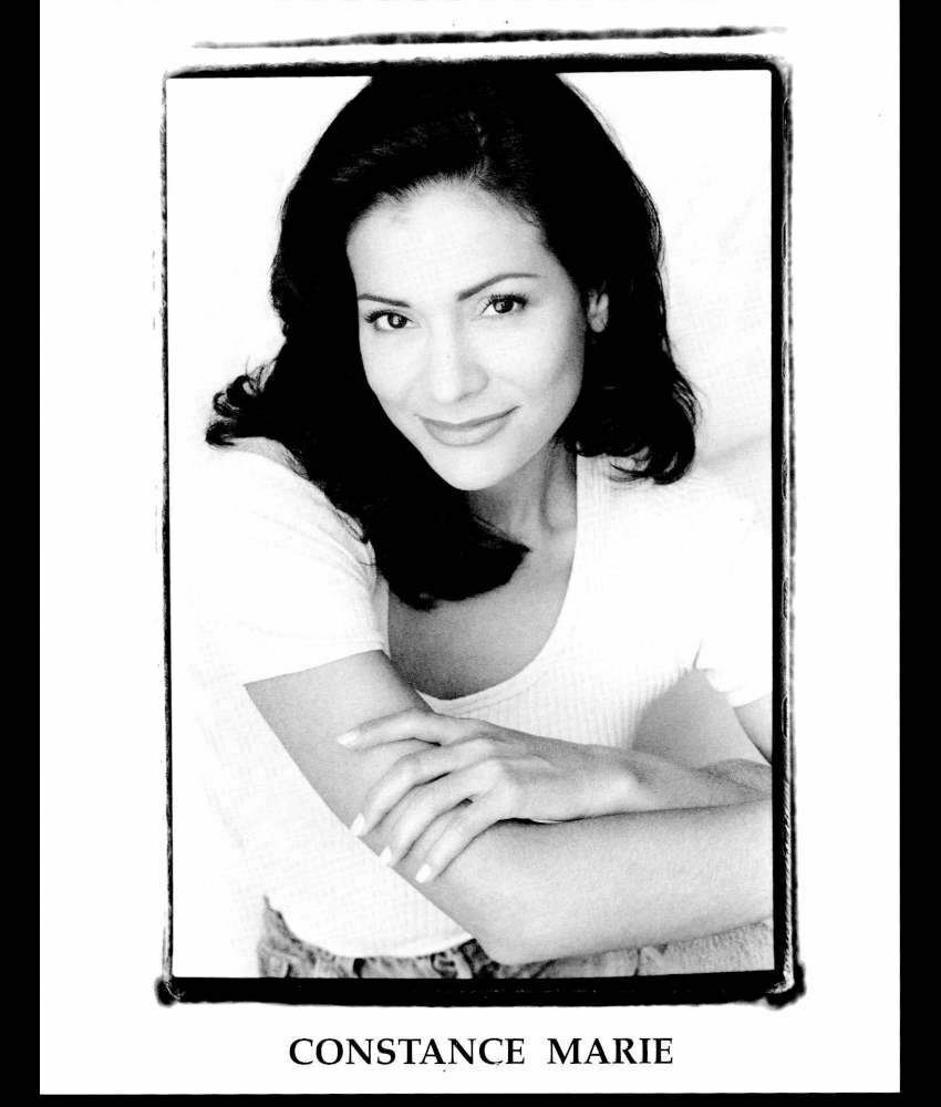 Constance Marie - 8x10 Headshot Photo Poster painting - Early Edition