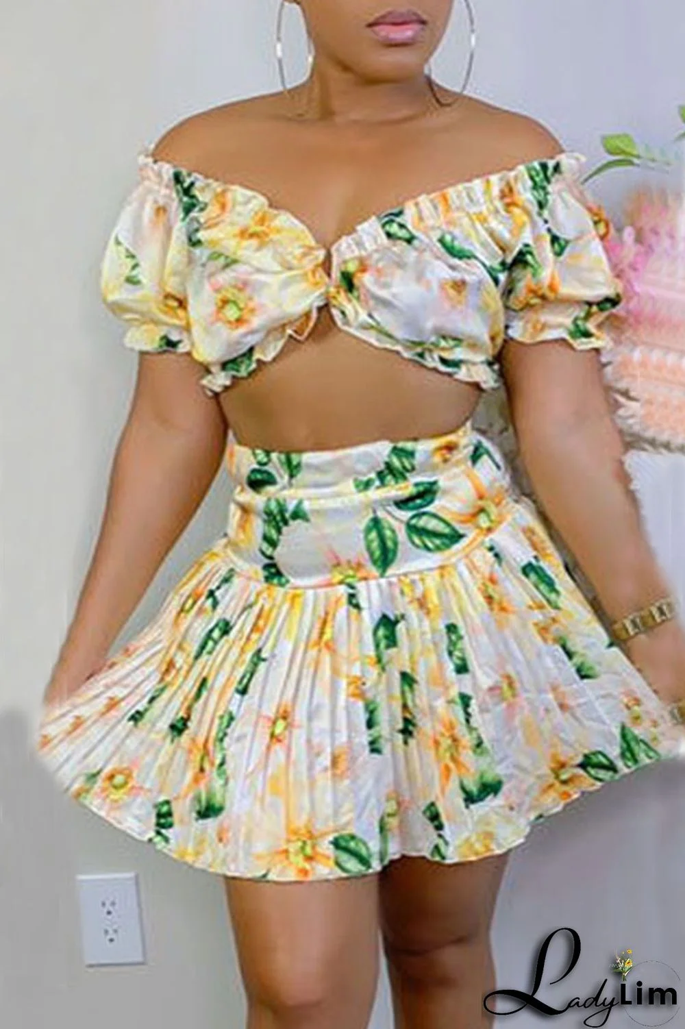 Yellow Sexy Print Patchwork Off the Shoulder Short Sleeve Two Pieces