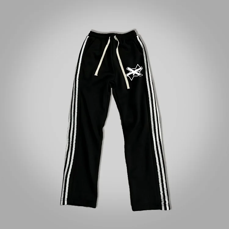Simpfit Schwarze Jogginghose mit Street-Print und Streifen