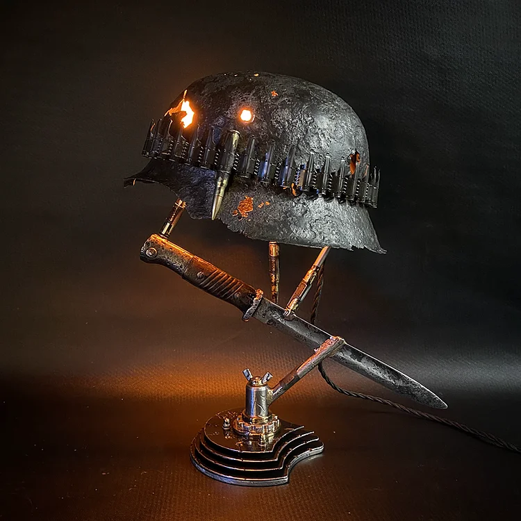 War relic lamp - Coques allemandes transformées en lampes 809ec2855959fd01d402e24a960856c0_1080x