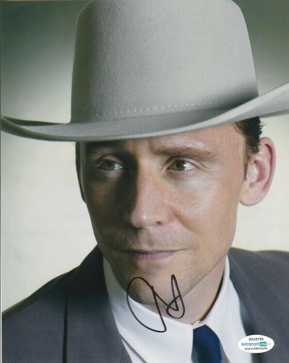 TOM HIDDLESTON SIGNED I SAW THE LIGHT 8x10 Photo Poster painting! HANK WILLIAMS LOKI ACOA PROOF!