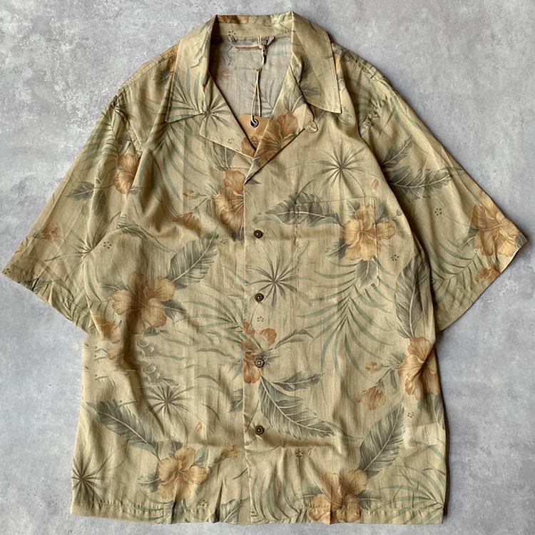 Vintage Light Cotton Hawaiian Short Sleeve Shirt