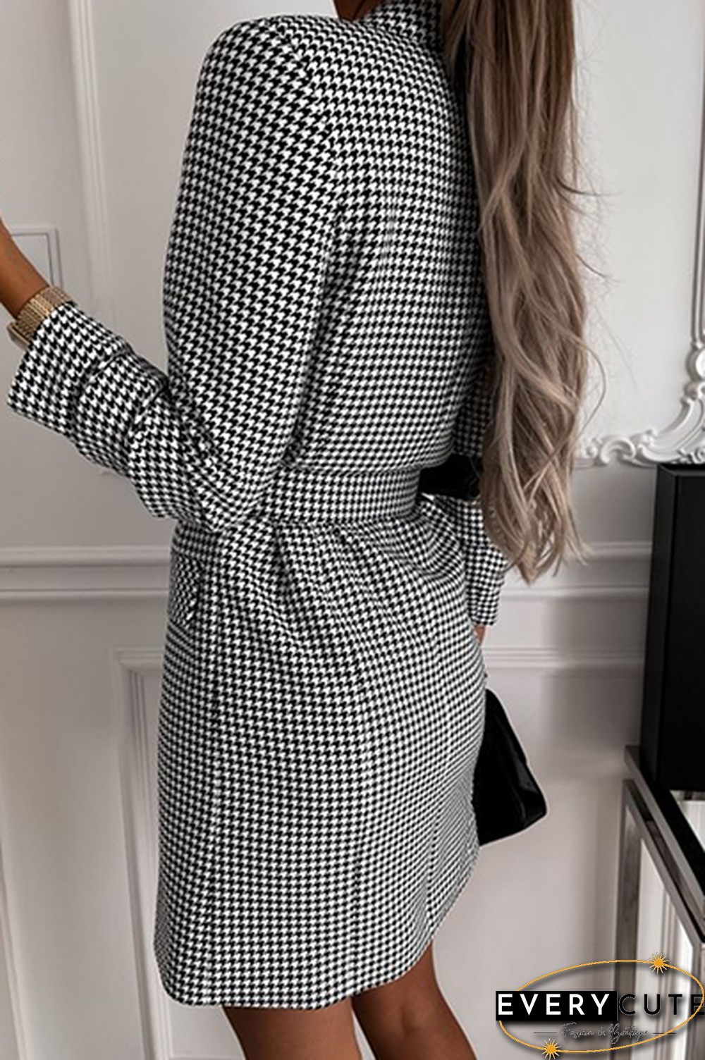 Fashion Elegant Plaid Buckle With Belt Turn-back Collar Outerwear（3 colors）