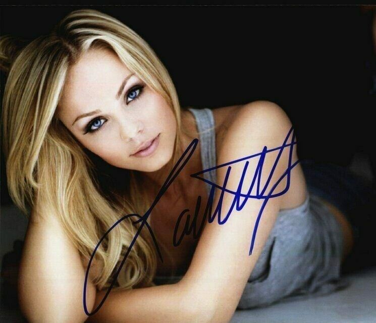 Laura Vandervoort Autographed Signed 8x10 Photo Poster painting ( Smallville ) REPRINT