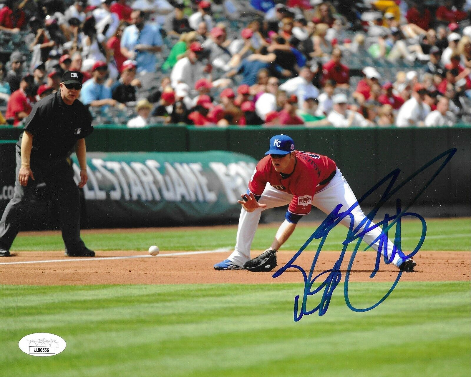 Mike Moustakas Autographed 8x10 Photo Poster painting JSA COA MLB Cincinnati Reds Royals Signed