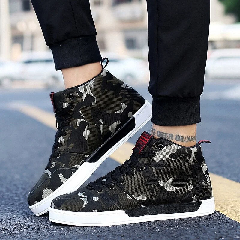 Fashion High-top Sneakers Camouflage Three-dimensional Offset Printing Tide Mens Flat Shoes Large Size 39-45 Men's Casual Shoes