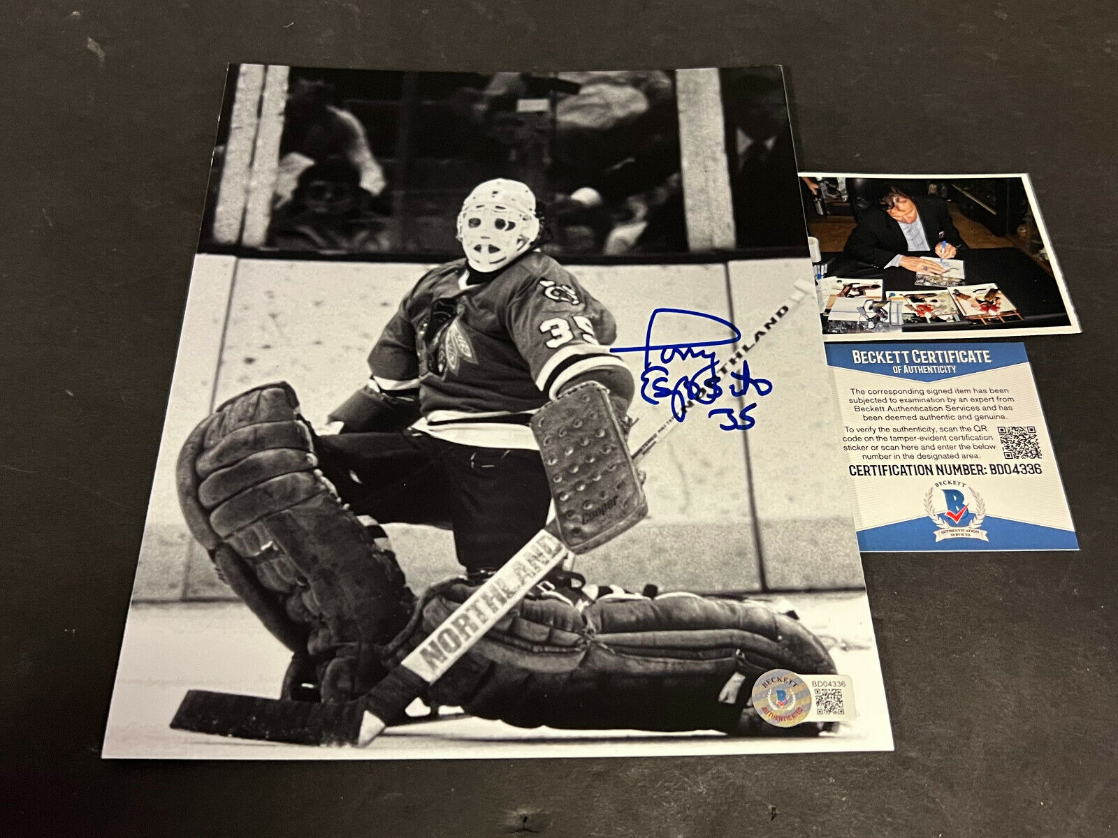 Tony Esposito Chicago Blackhawks Autographed Signed 8x10 Beckett COA -