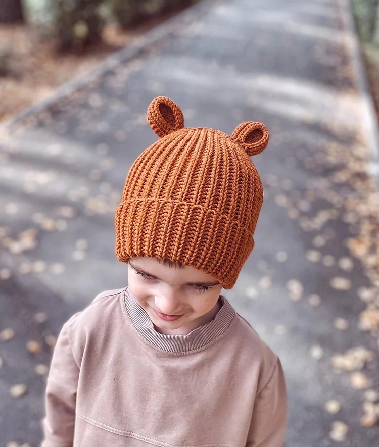 DIY Horizontal Classic Crochet Hat Pattern